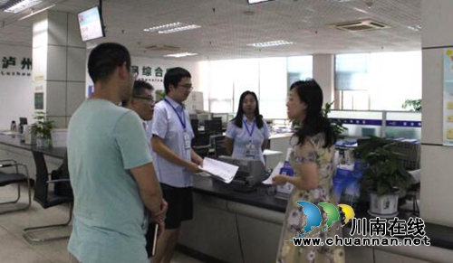 丁跃萍调研工程建设项目审批制度改革工作(图3)