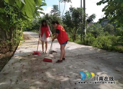 泸州市司法局志愿服务队到特兴街道奎丰社区宣扬传统文化(图2)