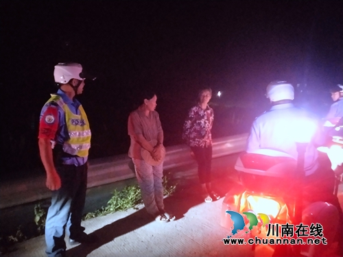 泸县云龙镇：开展夜间巡逻，护一方平安(图1)