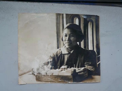 从人工售票到手机扫码支付背后的自贡公交故事(图1) 从人工售票到手机扫码支付背后的自贡公交故事(图1)