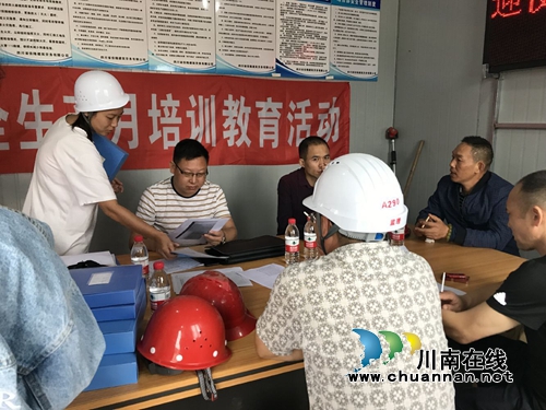 泸县住建局到立石镇开展在建工程及农村危房改造工作检查(图1)