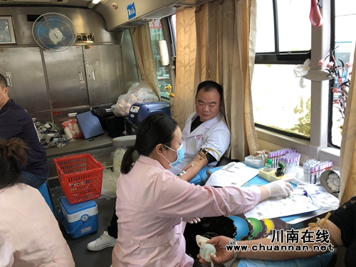 泸县太伏中心卫生院开展无偿献血活动(图2)
