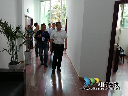 胥兴贵调研合江县信访稳定工作(图1) 胥兴贵调研合江县信访稳定工作(图1)