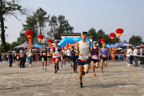 宜宾江安举行柿子节&nbsp;新样板省级脱贫村等你来(图2)