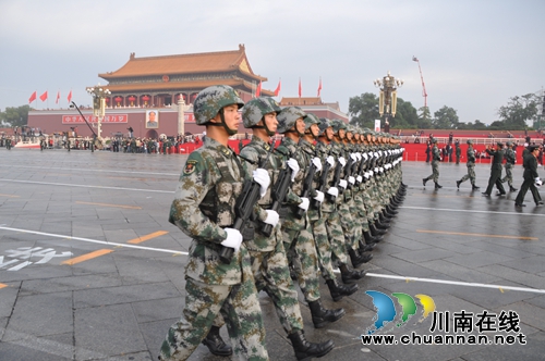 泸州王焯：参加国庆大阅兵&nbsp;&nbsp;是我一生的荣耀(图3)