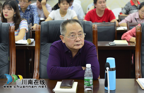 泸县建校召开不忘初心主题教育座谈会(图5)