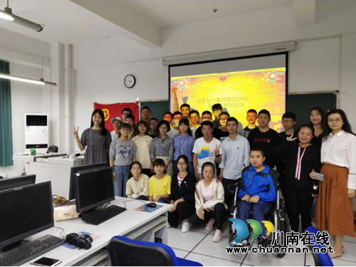 从患重病到网络红人&nbsp;泸州“脑瘫学霸”的拼搏路(图2)