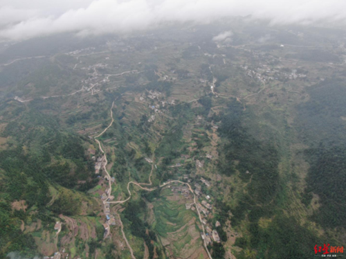 6位老人带头修桥，桥通了却成了“失信人”(图3)