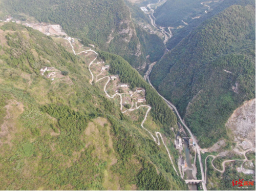 6位老人带头修桥，桥通了却成了“失信人”(图8)