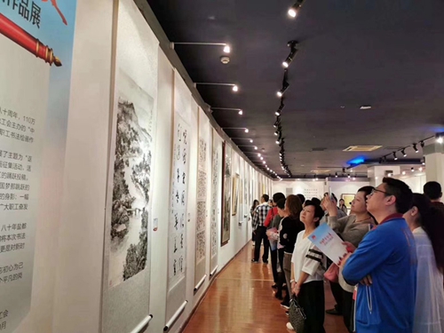 自贡富顺职工书画作品展&nbsp;2幅作品获省展览银奖(图1)
