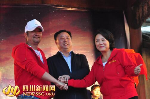 资中首部电视连续剧《月是故乡明》正式开机(图3) 资中首部电视连续剧《月是故乡明》正式开机(图3)