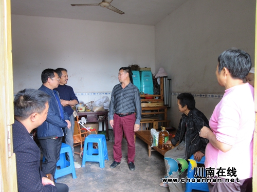 泸县潮河镇开展居家托养服务残疾人走访慰问活动(图1)