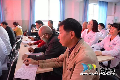 江阳法院把医护人员最关心的法律知识送进医院(图7) 江阳法院把医护人员最关心的法律知识送进医院(图7)