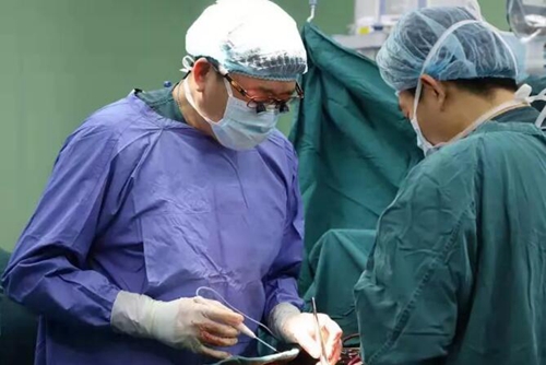 【关注】1岁女童感冒后检查,心脏竟长反了?(图4) 【关注】1岁女童感冒后检查,心脏竟长反了?(图4)