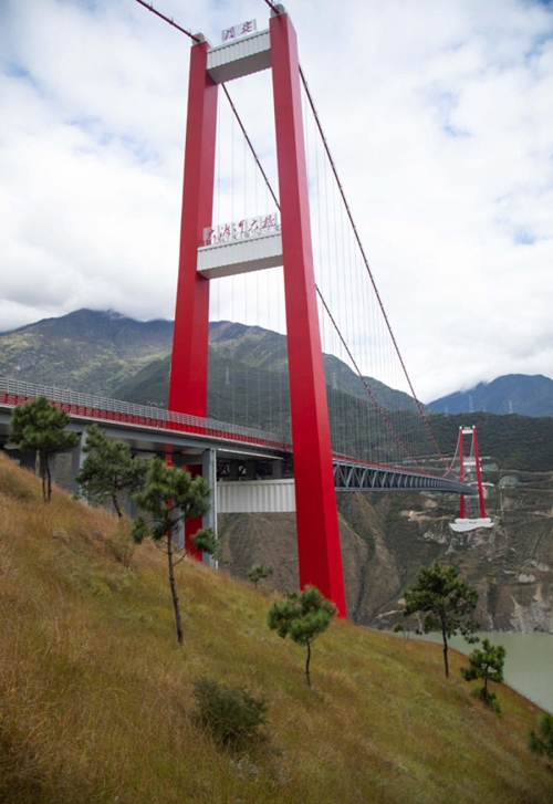 大渡桥横天路“短”(图2)