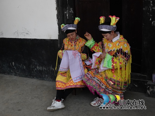 陈大刚:茶叶尖上的马嘶(图8) 陈大刚:茶叶尖上的马嘶(图8)