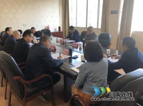 泸州市市场监管局到合江督查整治食品安全问题联合行动工作(图1)