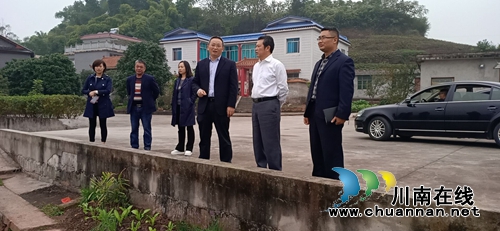 颜习林到泸县海潮镇调研人大工作(图2) 颜习林到泸县海潮镇调研人大工作(图2)