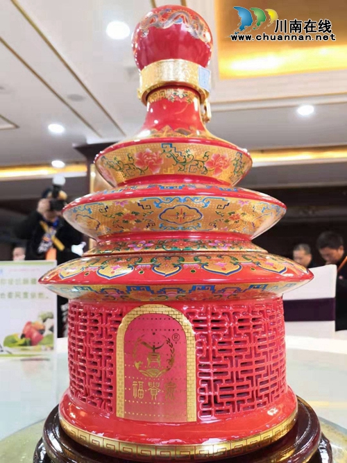 泸州“天坛”纪念酒隆重亮相限量发行2019坛(图2)