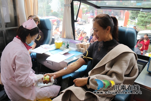 小镇大爱！泸县百和镇无偿献血暖人心(图4)