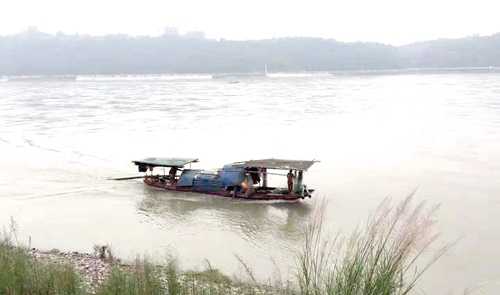 退渔停捕 还生态平衡;上岸经营 开生活新篇(图7) 退渔停捕 还生态平衡;上岸经营 开生活新篇(图7)