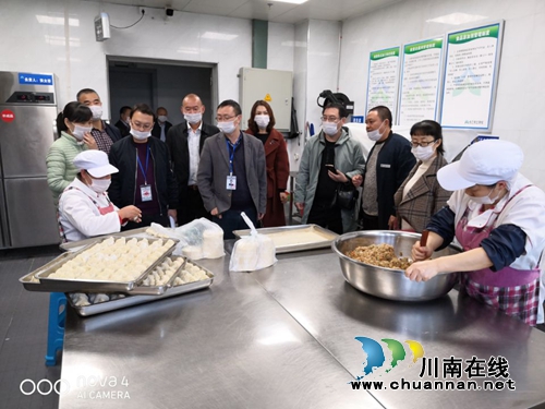 四川省委督导组调研合江县食品安全工作(图3)