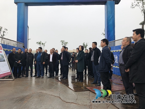 合江县人大常委会召开《四川省预算审查监督条例》培训会(图2)