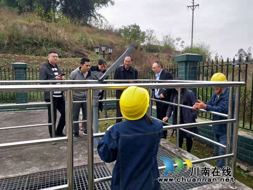 廖兴无带队督察泸县马溪河河长制工作开展情况(图1)