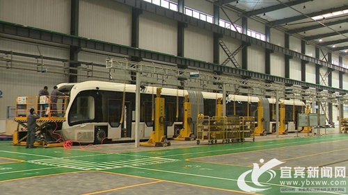 首辆全工序“宜宾造”智轨电车11月20日下线(图1)