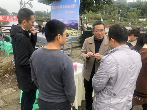 龙马潭区“创业沙龙”开到了“田间地头”(图2)