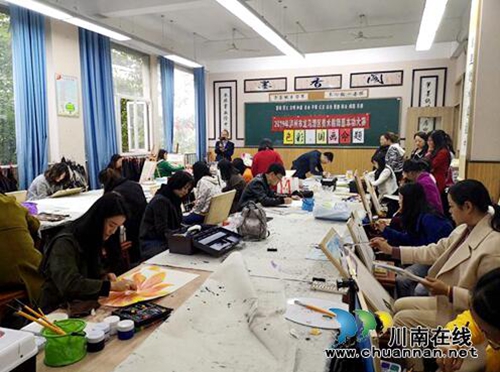 龙马潭区中小学音乐美术教师基本功比赛结束(图1)