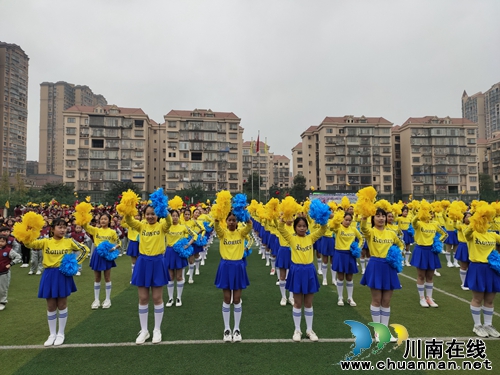 龙马潭区淡思学校举行第二届全员运动会(图5) 龙马潭区淡思学校举行第二届全员运动会(图5)