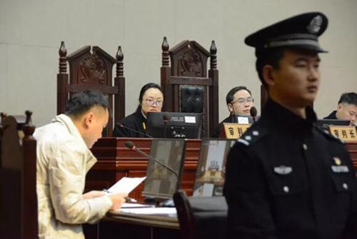 告官见官&nbsp;泸州74位行政机关领导干部现场学法(图12)