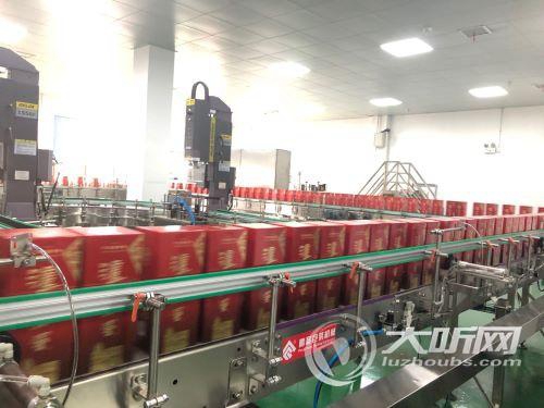 打造千亿白酒产业 泸州酒业已做好准备(图1) 打造千亿白酒产业 泸州酒业已做好准备(图1)