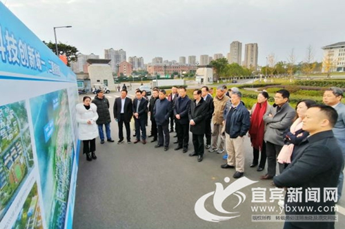哈工大校友会企业家来宜宾考察深化交流合作(图2) 哈工大校友会企业家来宜宾考察深化交流合作(图2)
