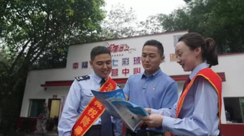 泸州:减税降费惠及重点群体 退役士兵的创业路(图2) 泸州:减税降费惠及重点群体 退役士兵的创业路(图2)