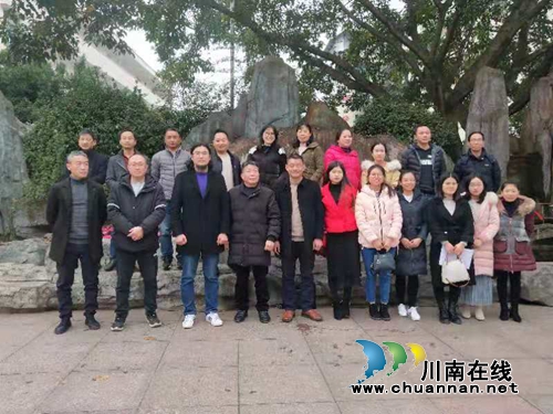 泸州市评协再行动：送文艺下乡(图6)