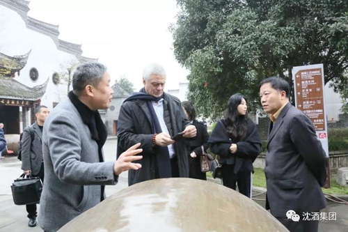 布鲁塞尔国际烈酒大赛主席访问沈子国酒庄纪实(图8) 布鲁塞尔国际烈酒大赛主席访问沈子国酒庄纪实(图8)