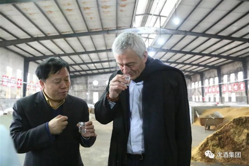 布鲁塞尔国际烈酒大赛主席访问沈子国酒庄纪实(图15) 布鲁塞尔国际烈酒大赛主席访问沈子国酒庄纪实(图15)