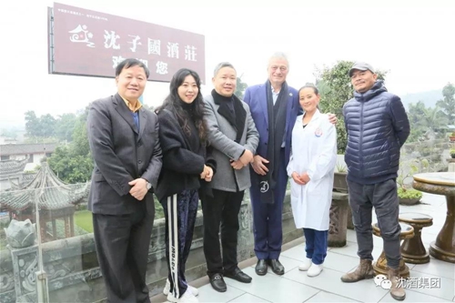 布鲁塞尔国际烈酒大赛主席访问沈子国酒庄纪实(图25) 布鲁塞尔国际烈酒大赛主席访问沈子国酒庄纪实(图25)