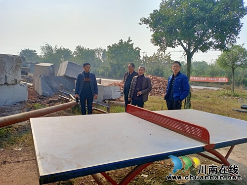 泸县农业农村局到云龙镇规划公共设施建设(图1)