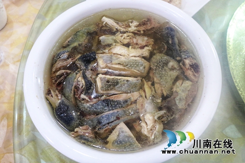 舌尖上的泸县！本周末来喝酥肉汤吃糖醋瓦块鱼(图4)