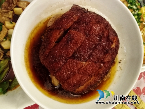 舌尖上的泸县！本周末来喝酥肉汤吃糖醋瓦块鱼(图9)