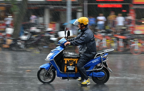 职场精英&nbsp;生活无暇他顾；懒人经济&nbsp;催生全新动能(图1)