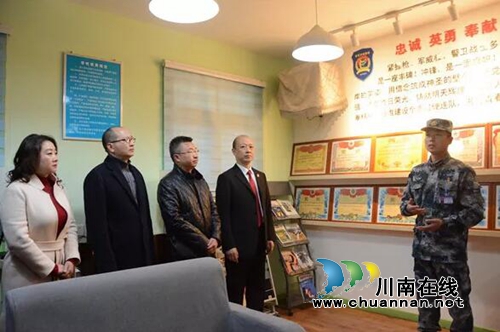 送法进军营│法律支援稳军心&nbsp;助力备战谋打赢(图5)