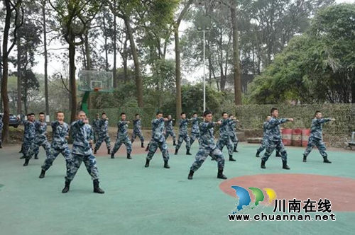 送法进军营│法律支援稳军心&nbsp;助力备战谋打赢(图8)