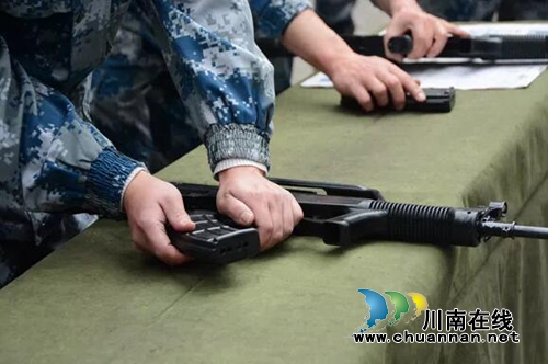 送法进军营│法律支援稳军心&nbsp;助力备战谋打赢(图9)