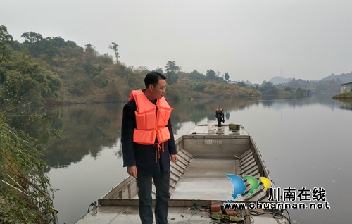 泸县潮河镇开展水库和养殖行业安全、环保检查(图1) 泸县潮河镇开展水库和养殖行业安全、环保检查(图1)