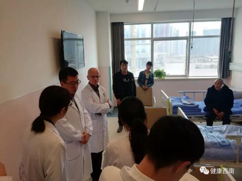 德国国家级耳鼻咽喉头颈外科权威专家正式常驻我院(图2)