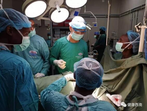 一代又一代的“莫桑比克”西南医大附院人(图2)